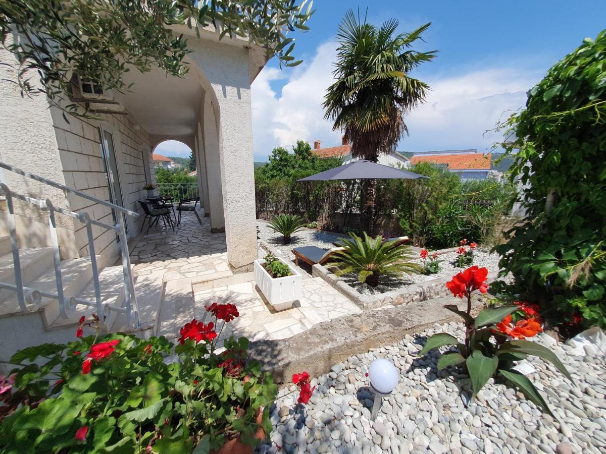 Apartment Zvjezdana Trogir Buitenkant foto